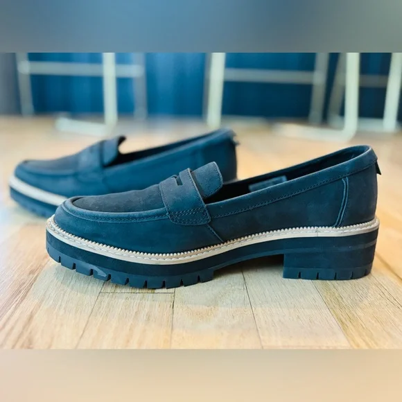 TOMS Cara Penny Loafer Lug Sole Black Leather Platform Slip On Comfy Women’s 10 - Picture 7 of 13